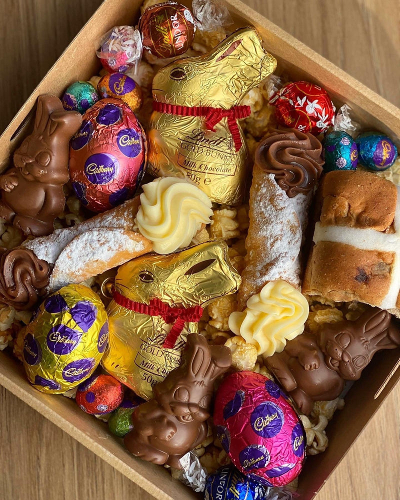 Easter Classic Cannoli Box - Indulge in Easter Delights